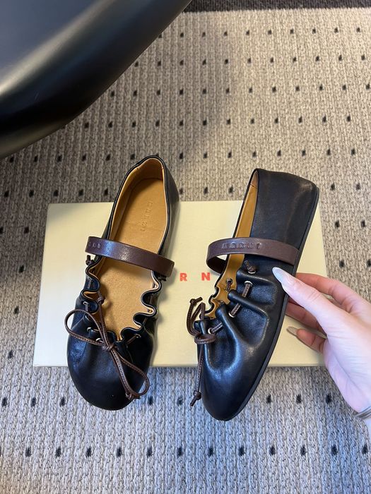 Balerini Marni, tip Premium