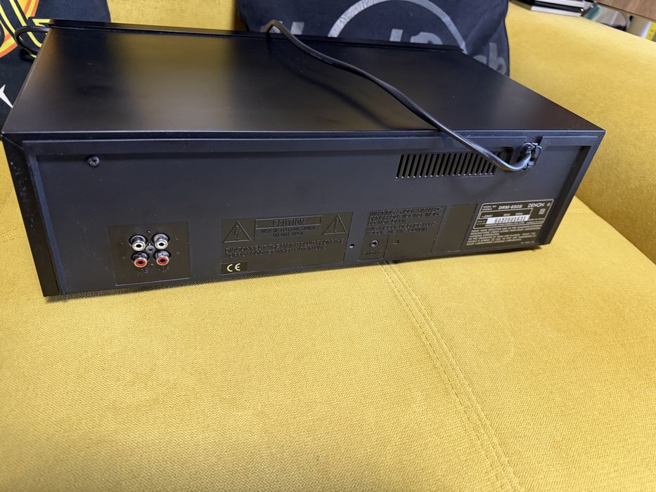Deck Denon DRM 650 S cu telecomanda Denon