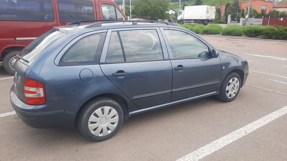 Vând  Skoda fabia