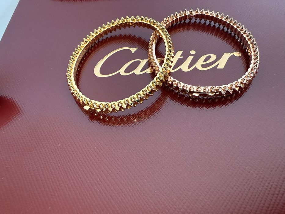 Гривна Cartier цвят розово злато