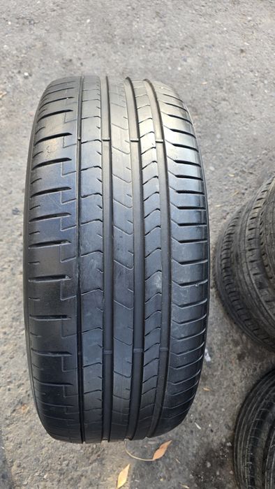 265/45/R21 pirelli