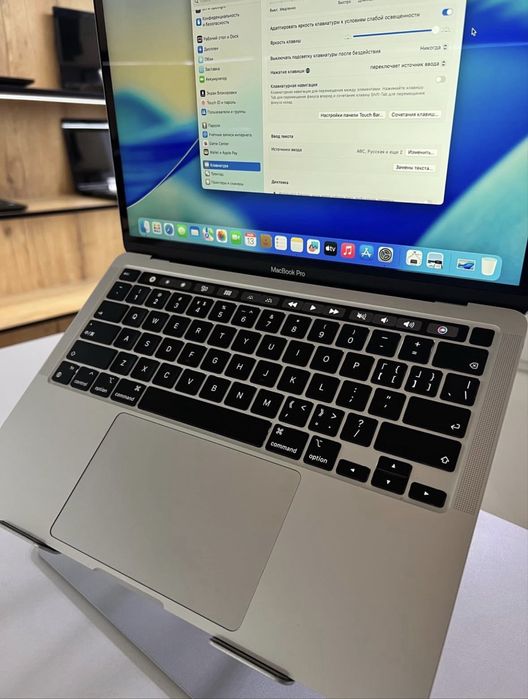 Ноутбук MacBook Pro 2022 Touchbar | M2