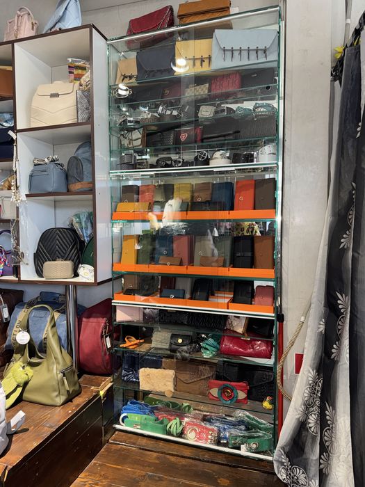 Стъклена витрина за магазин / бутик – 210 см