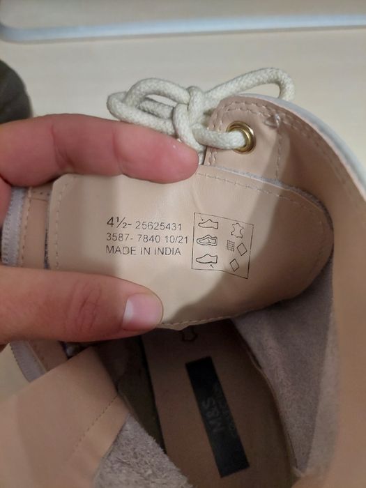 Marks & Spencer 37,5 ест.кожа