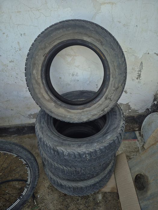 Зимние покрышки 185,65,14
