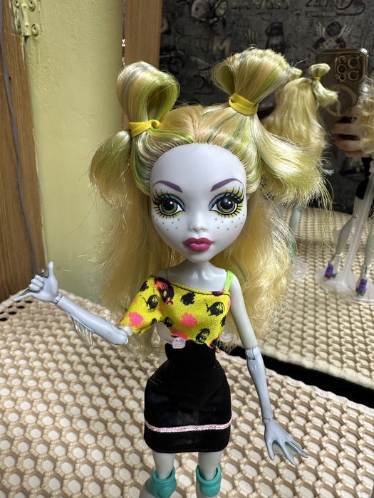 Продам куклу монстр хай!