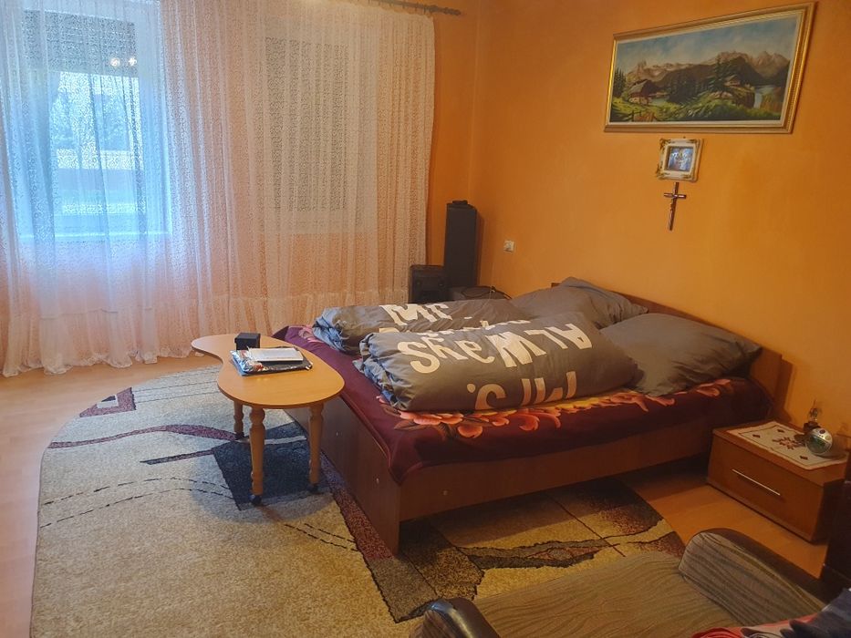 Proprietar vând casa