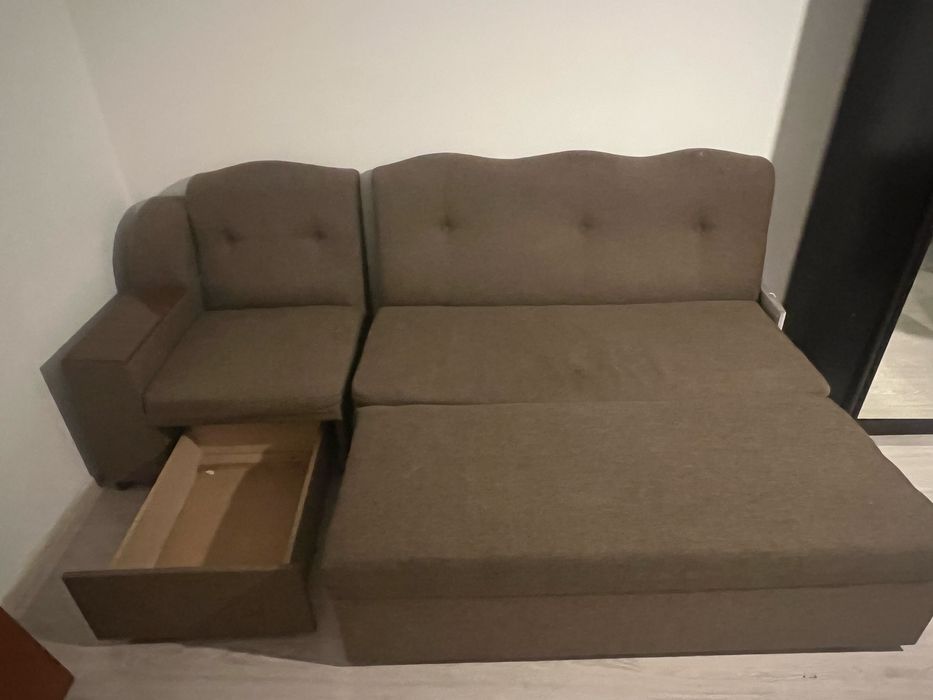 Продается Диван б/у