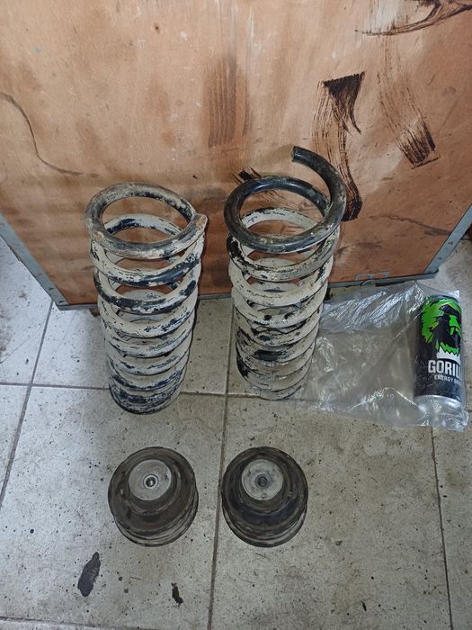 Рычаги задние мерс 210