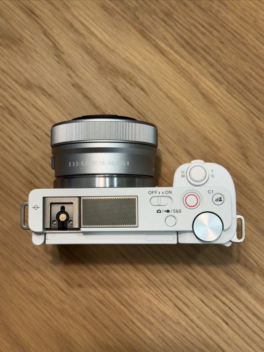 Фотоаппарат Sony ZV E10 4K