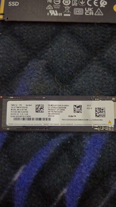 SSD Samsung 1 TB Noi Nefolositi.Preṭ fix!