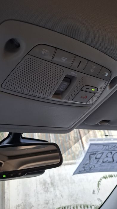 Продаю автомобиль Nissan X-trail.