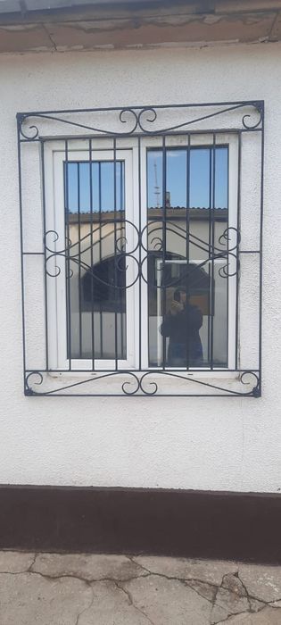 Кованные, железные  решетки для окон