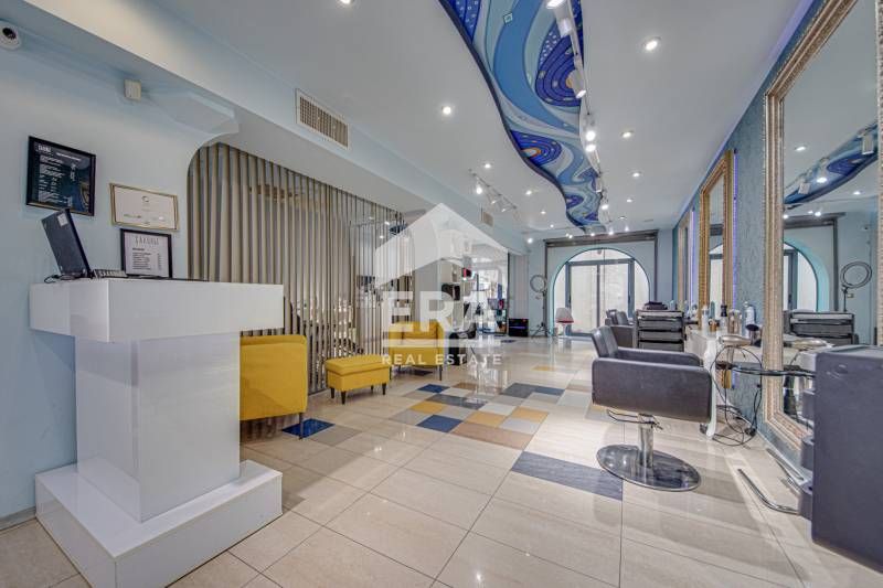 Дава се под наем Магазин в София, Център - 100 кв.м за 1700 € - Снимка #2