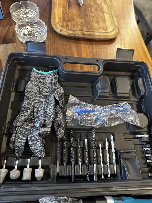 Зеги , Ъглошлайф , Дрелка 3в1 800 W и 1200 W