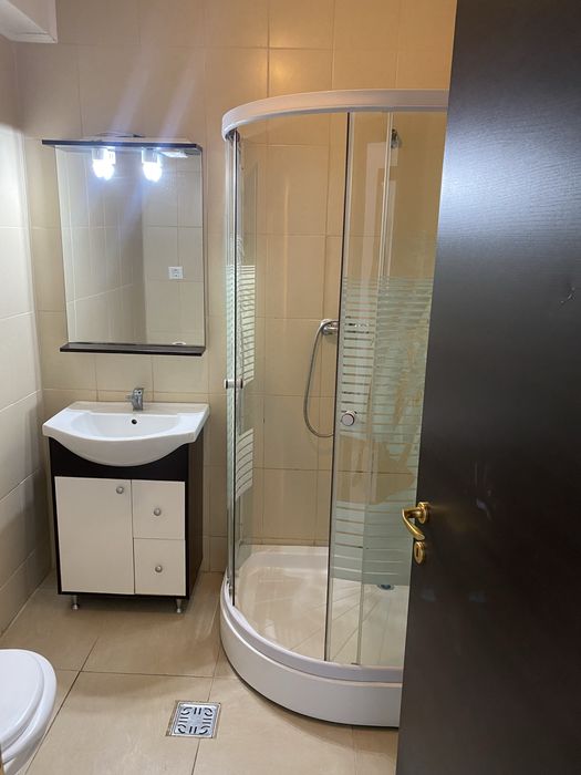 Apartamente de inchiriat