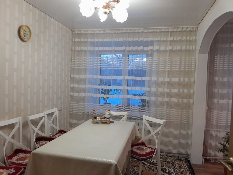 Продам 4 комнатную квартиру г.Лисаковск