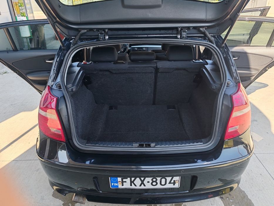 Vând BMW 118D 2010