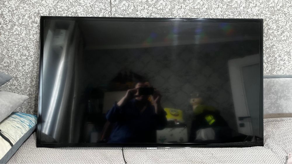 Телевизор samsung