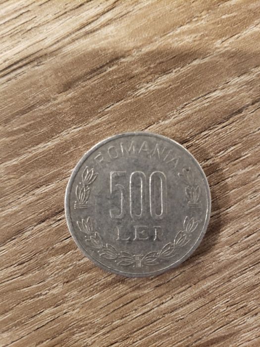 Vand moneda 500 de lei an 1999 pret 3000 de lei negociabil