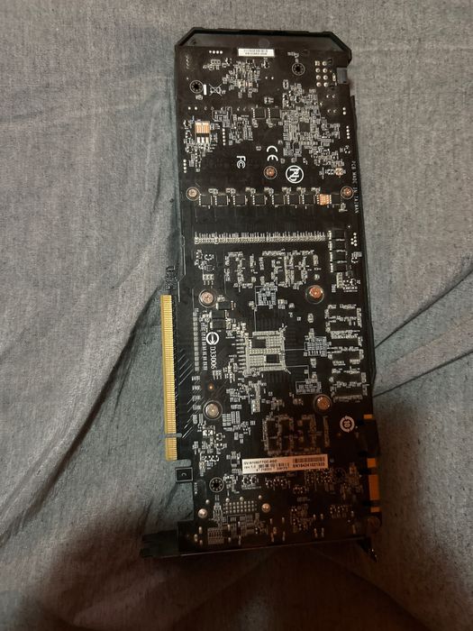 Vând gtx 1080 de 8 gb accept și schimburi