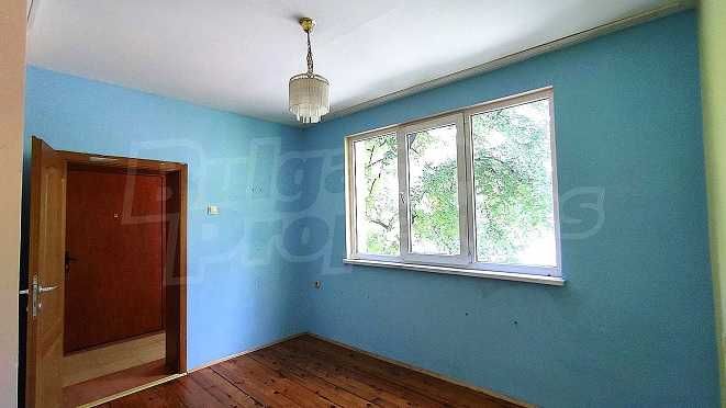 Продавам апартамент