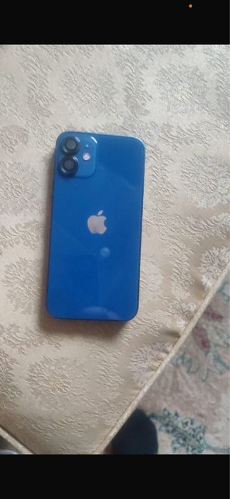 Продам айфон 12 мини срочно