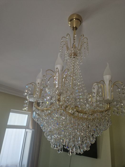 Люстра для гостиной