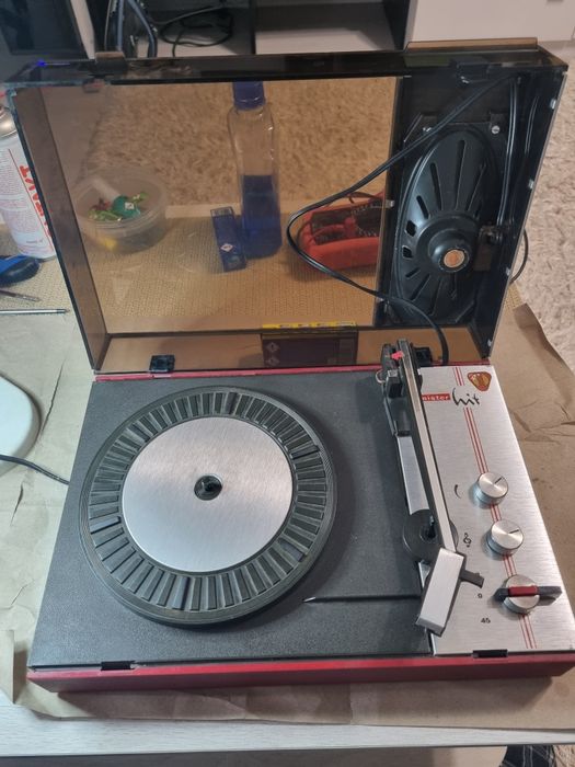 Vând pick-up Unitra Fonica Mister hit 71 Telefunken Licențe funcțional