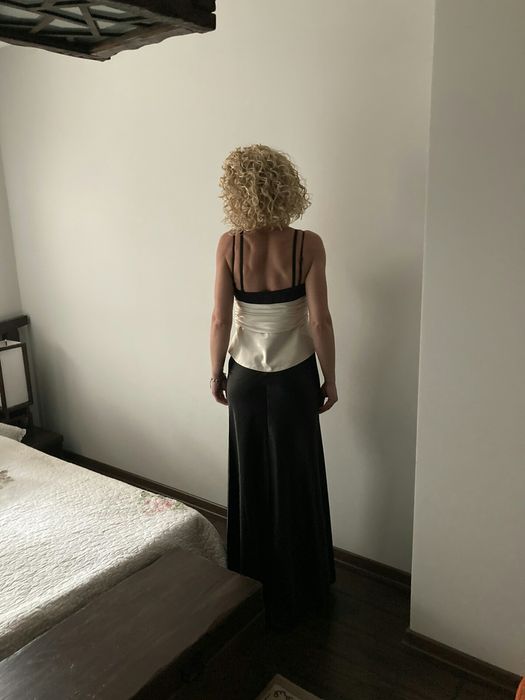 Официална рокля от еластичен сатен