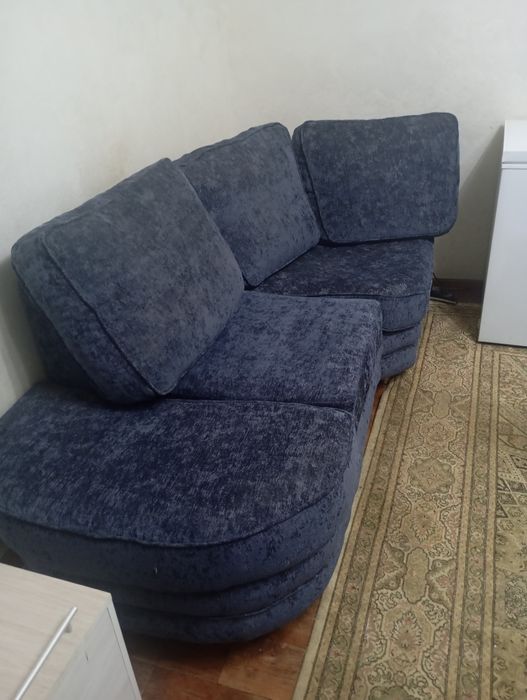 Продам угловой диванчик