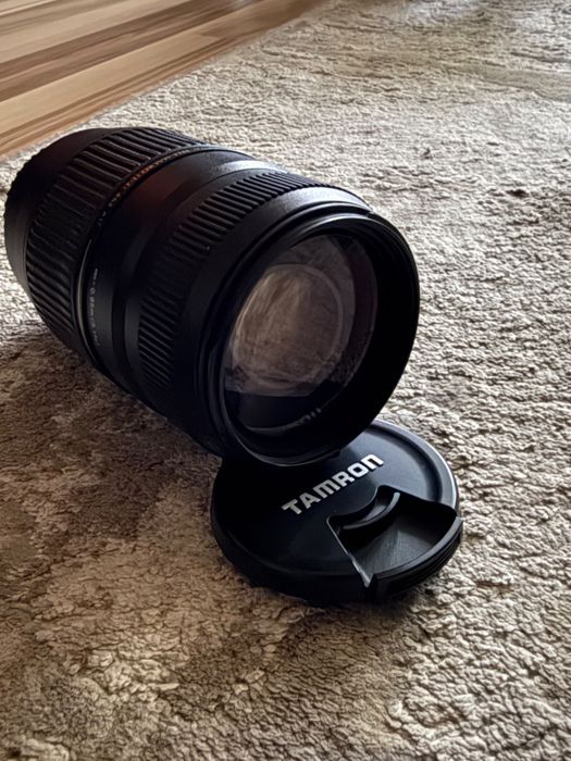 Obiectiv Tamron 70 - 300mm