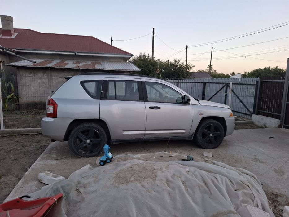 Se vinde sau se dezmembrează