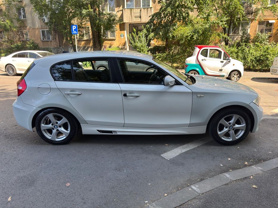 BMW 1 Series 2011 — imagine 4