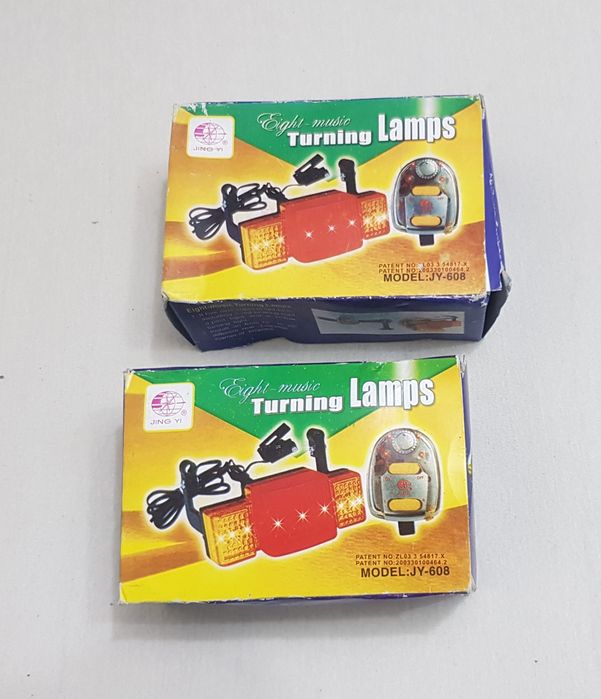 Alarma, sonerie bicicleta, moped cu semnalizare pe led, Noi in cutie