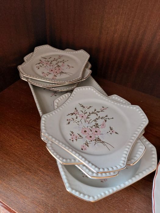 Български порцелан Izida чинии