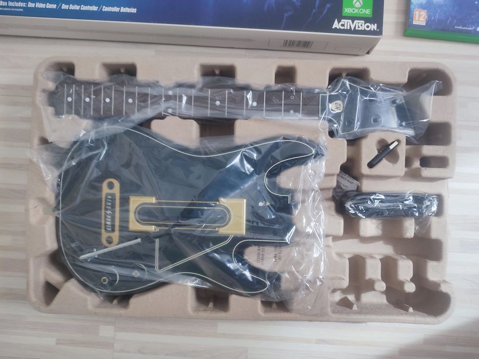 Guitar Hero xbox one set complet