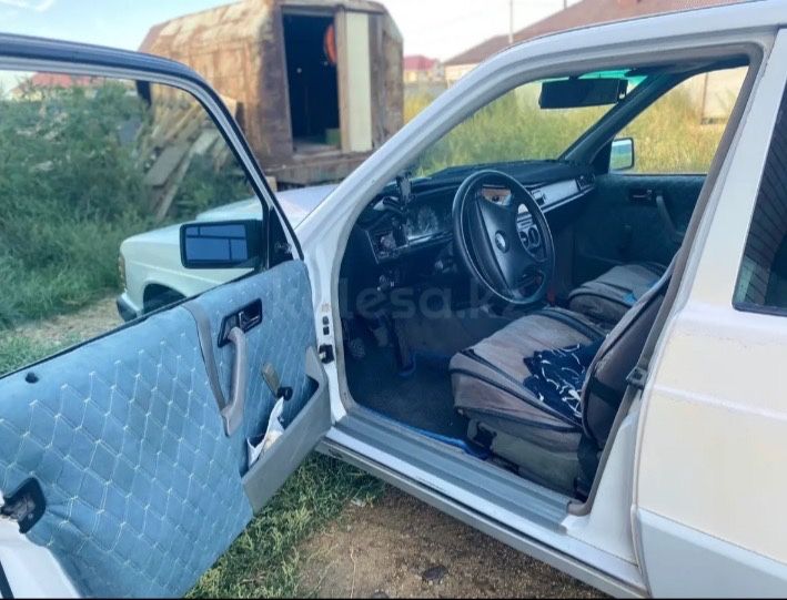 Продам мерседес 190