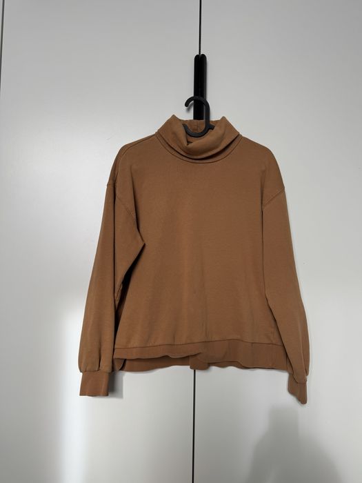 ZARA, BERSHKA блузи, ризи, топове