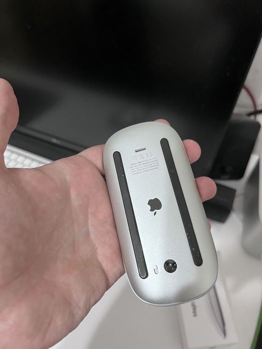 Мышка Magic Mouse 2