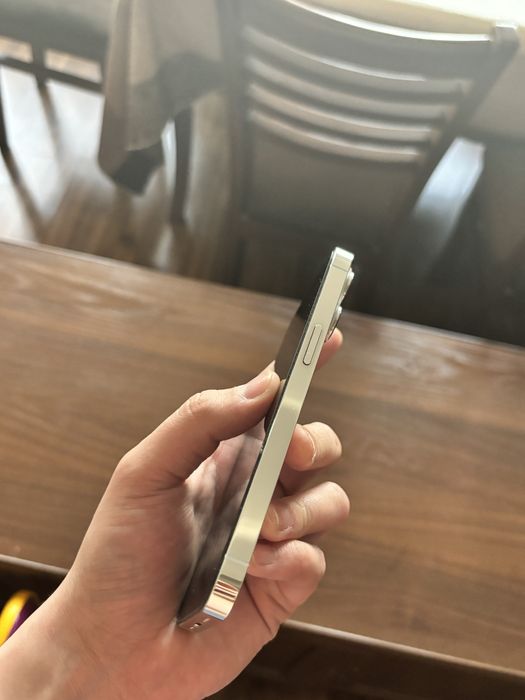 Iphone 13 pro в хорошем состояние