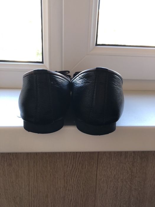 Продам женские туфли