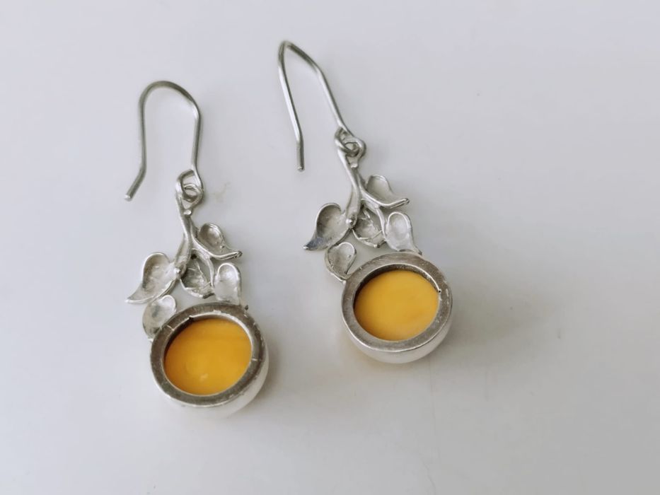 Vechi cercei din argint de 925, Art Nouveau, model floral si chihlimbar natural baltic galben, egg yolk, rar