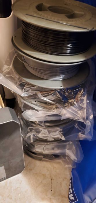 Bambu Lab X1C Carbon 3D Printer + Creality Filament Dryer