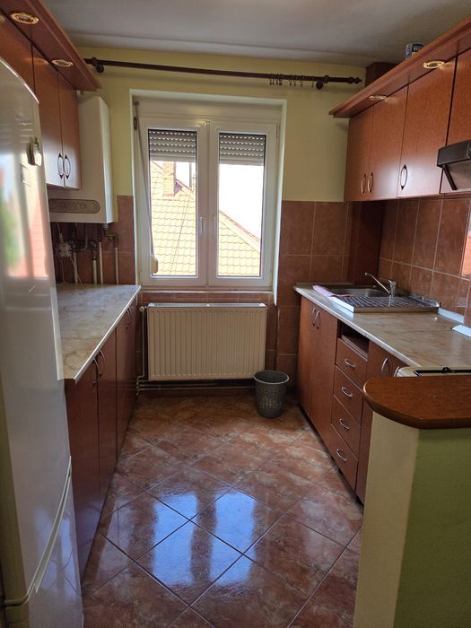 Apartament cu 2 camere de închiriat, Satu Mare, 55 mp cu douã balcoane