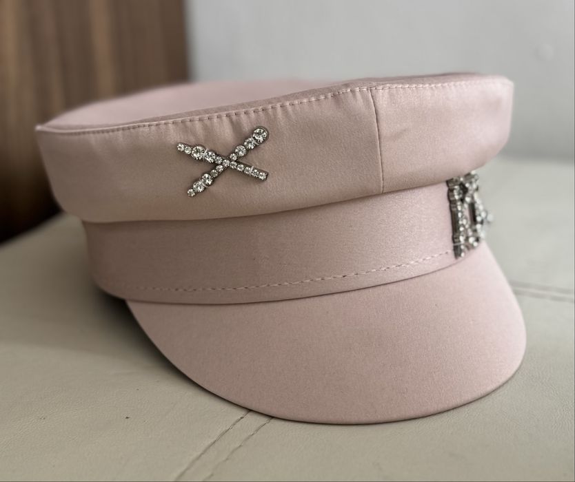 RB Шапки Ruslan Baginskiy