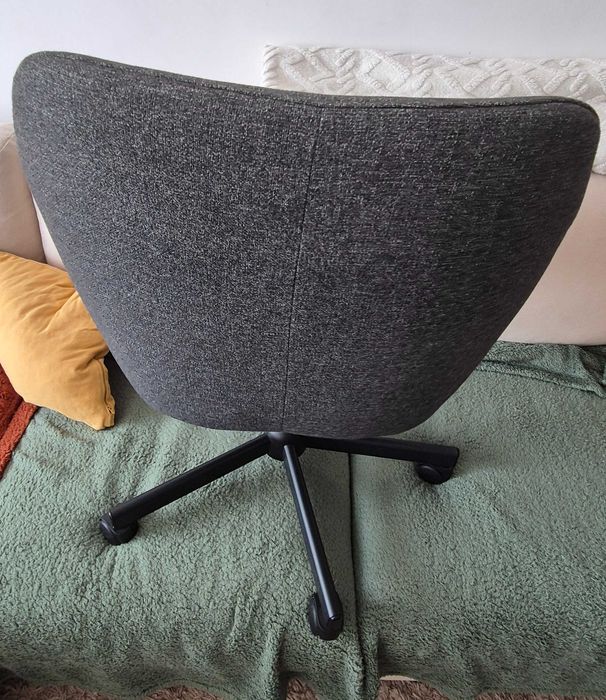Scaun rotativ IKEA TOSSBERG / MALSKÄR Gunnared gri închis/negru