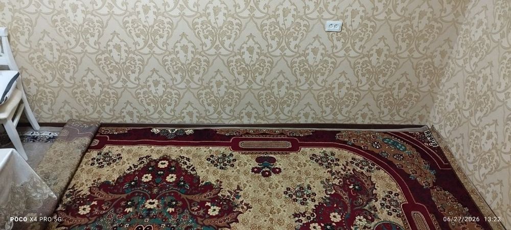 Продаётся ковёр 5*2,5  в отличном состоянии