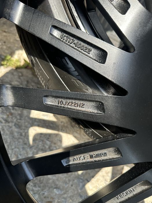 Джанти с гуми 22” 5*130