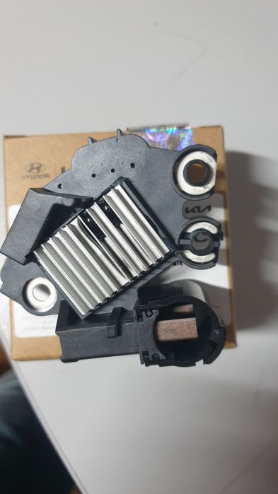 Реле регулятор напряжения NISSAN Micra (88-92) KRAUF - ARM3232AD - купить в Авто